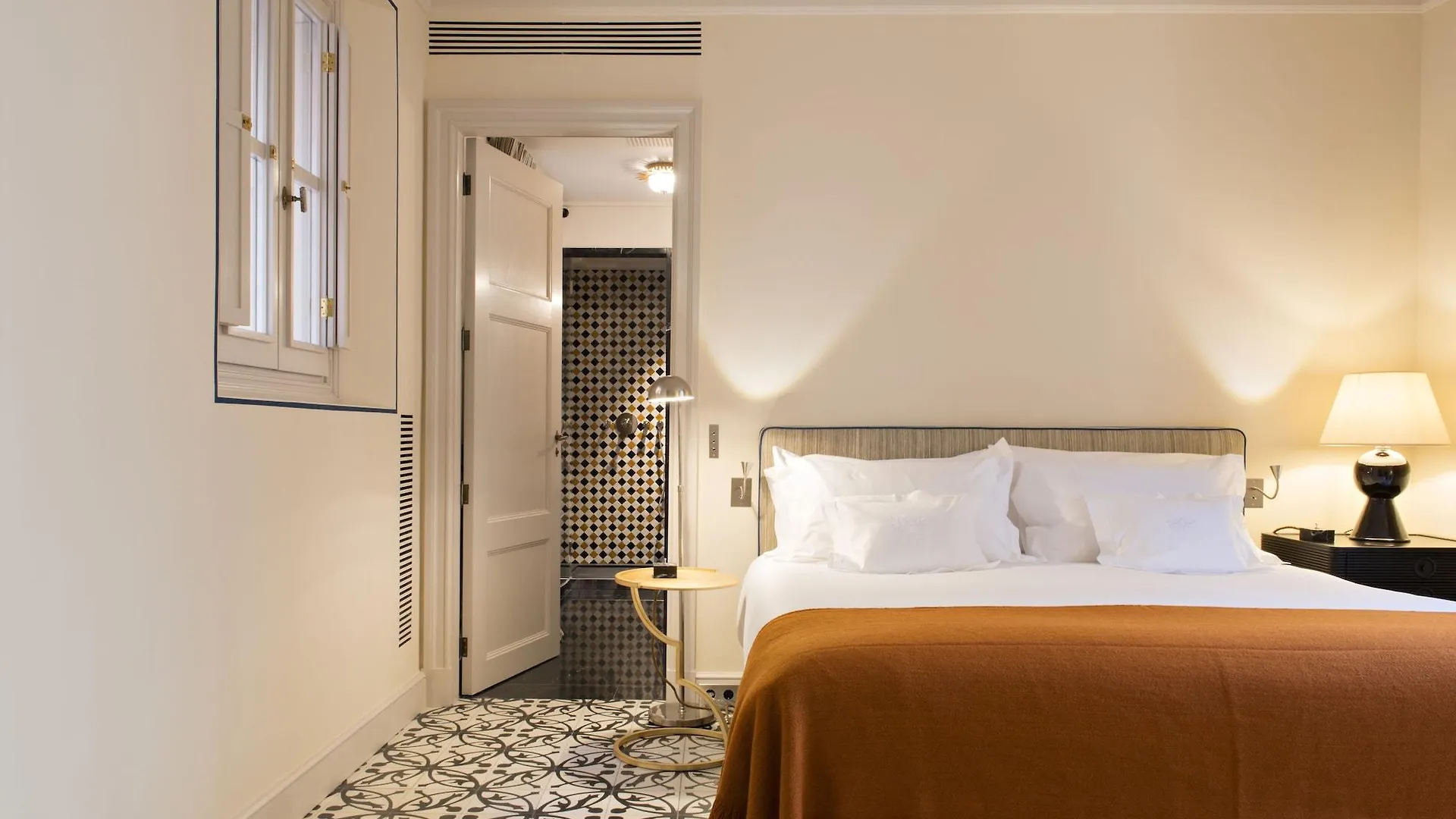 Hotel Cappuccino - Palma 5*,